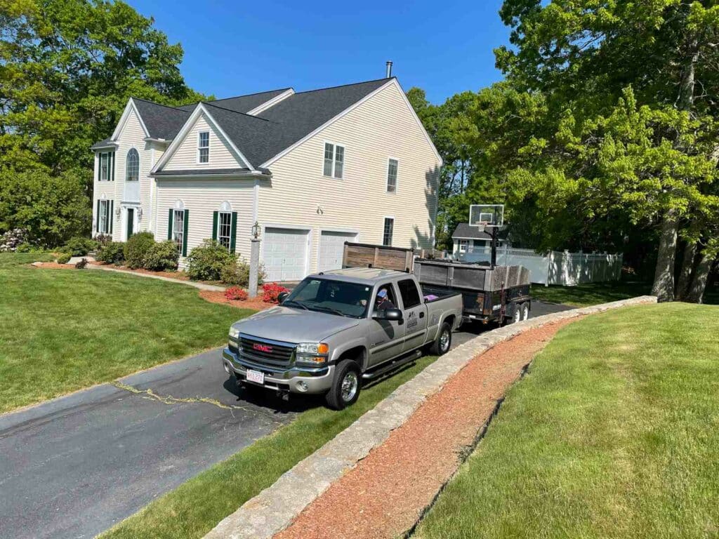 Mastering Cedar Shingle Replacement: Essential Tips and Tricks