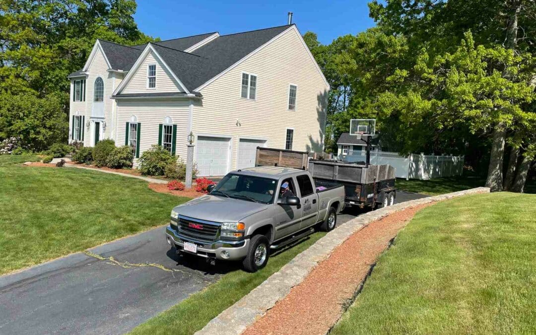 Mastering Cedar Shingle Replacement: Essential Tips and Tricks