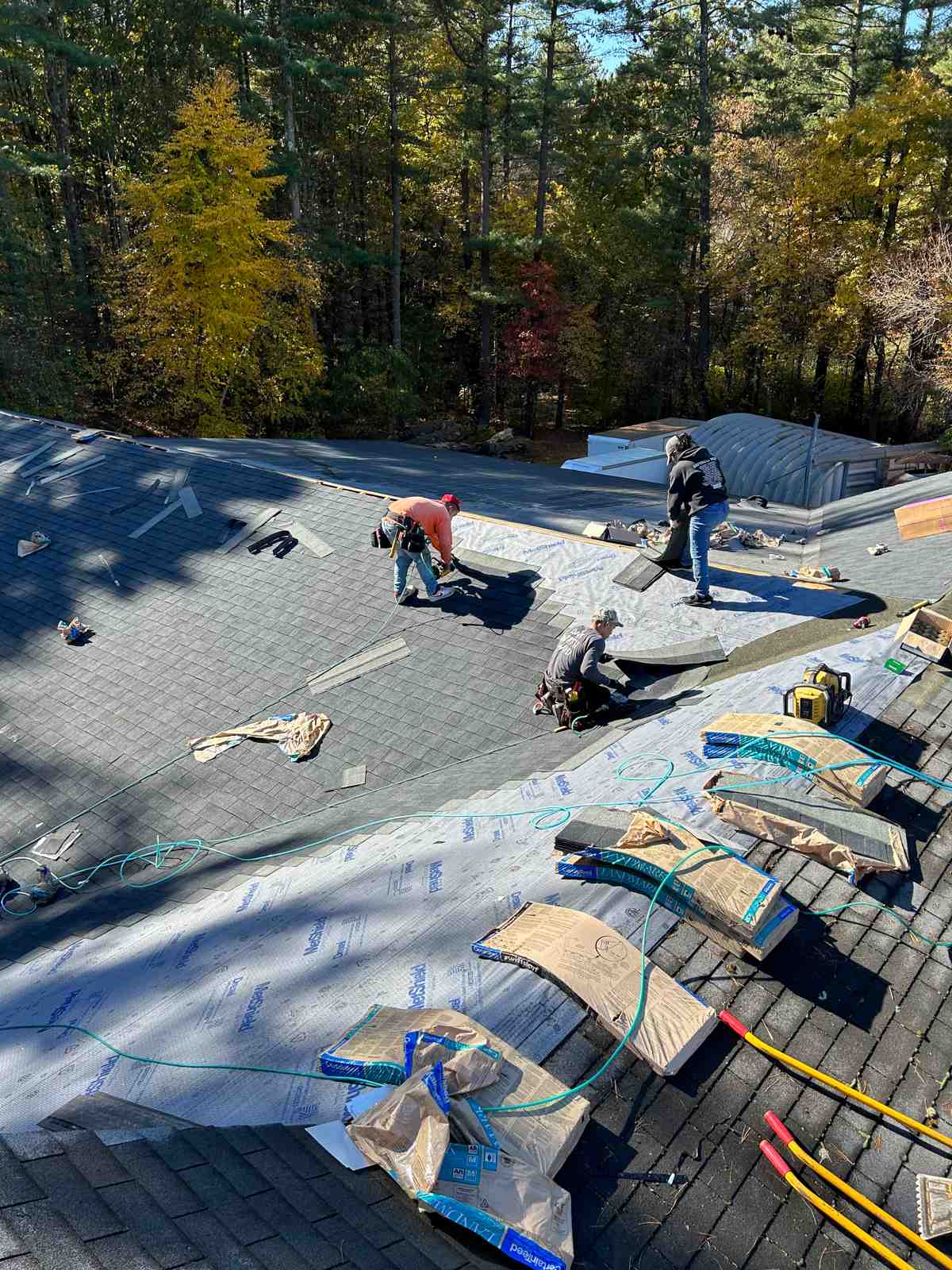 Expert Tips on Finding the Best Roof Company for Your Needs